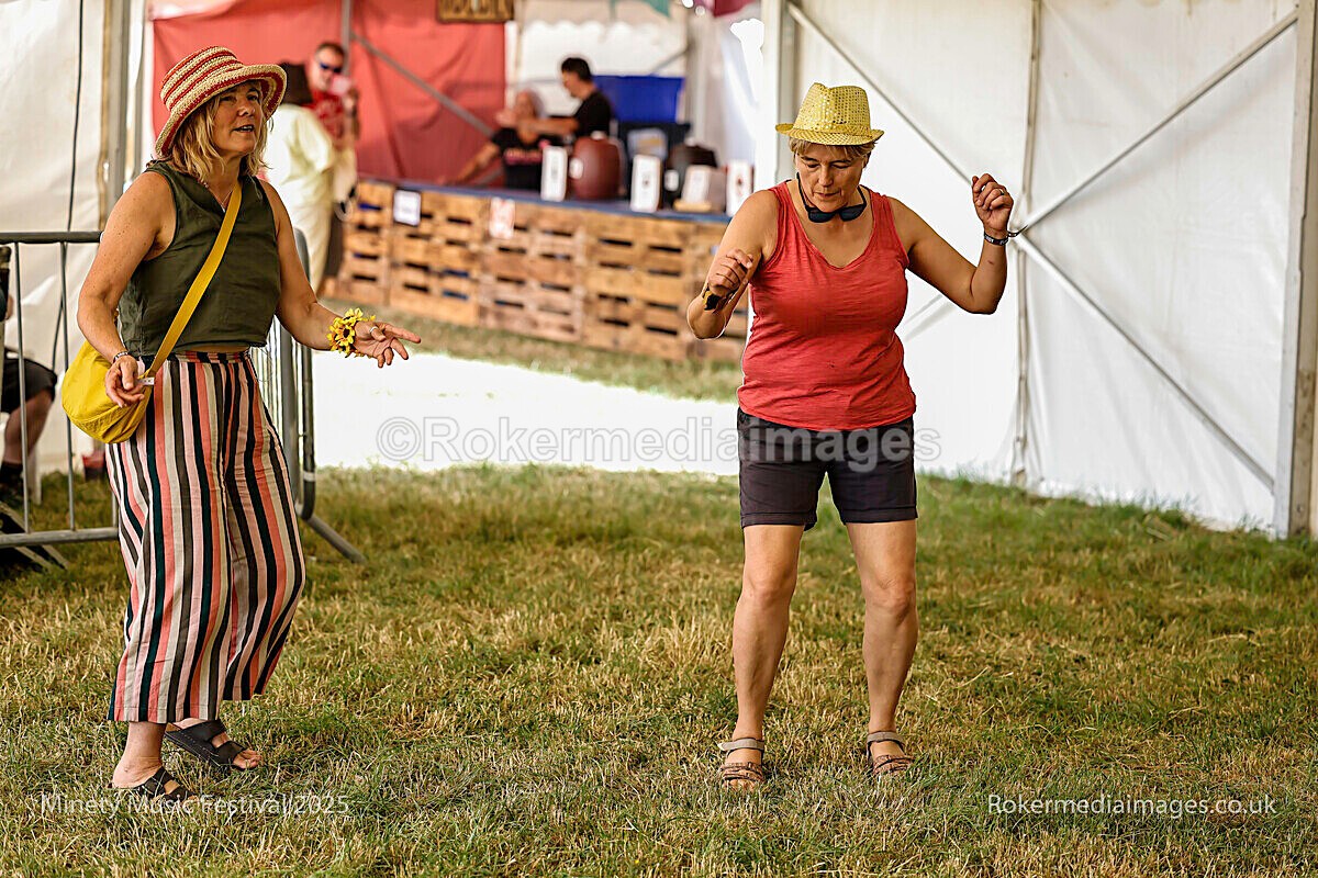 _MGL7395 - MINETY 2025