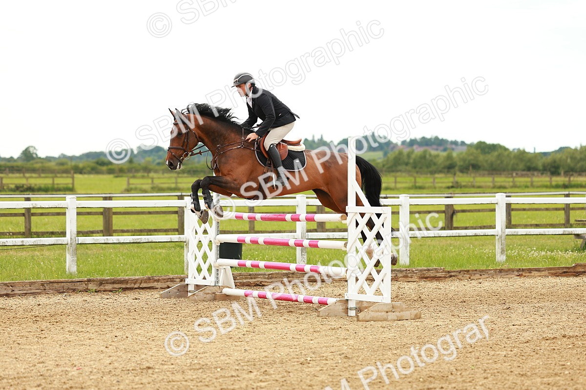 SBM_002149 - Class 4 - Senior Newcomers - 1.10m