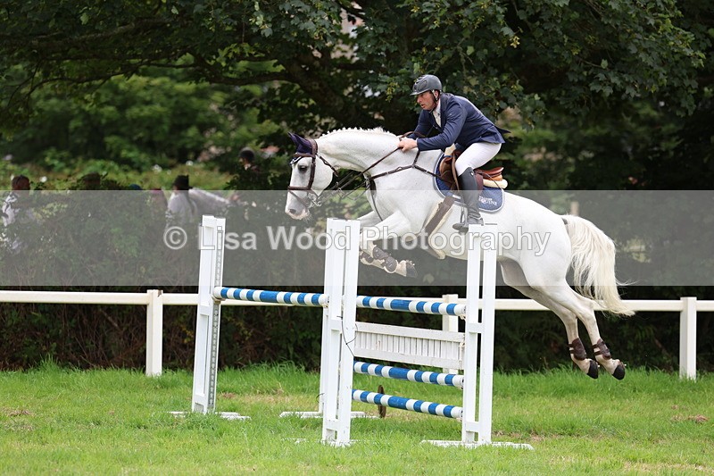 3E7A8352 - Class 8: Senior Foxhunter/1.20m open