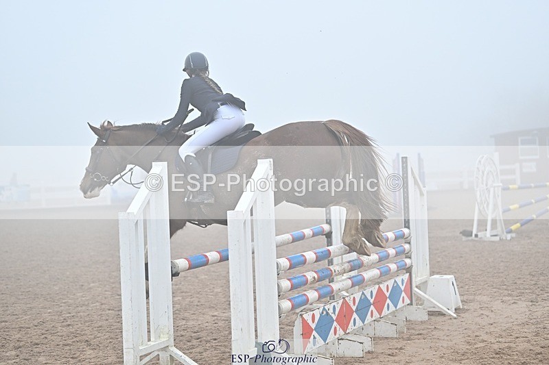 250208-123831-00626 - Cls 9 Pony Newcomers and 1m