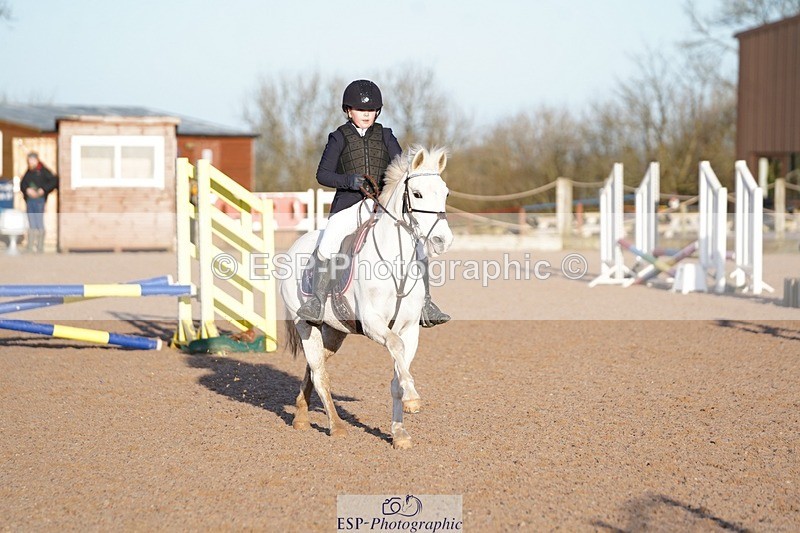 250125-101410-00913 - Clear Round 40cm and 50cm