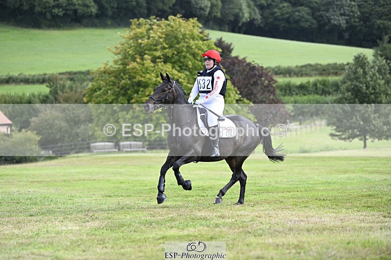 240825X-105524-31469 - 70cm XC 10.00 to 11.00