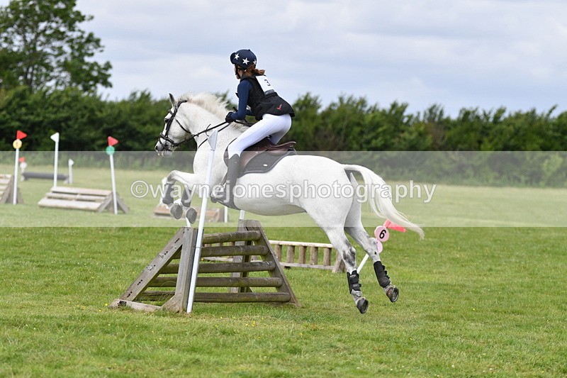 WJ5_3392 - Class 5 80cm Pairs