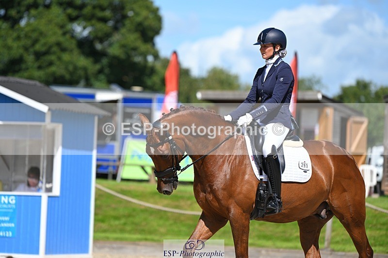 230811-115329-01106 - Cls 4 Adv Medium Silver