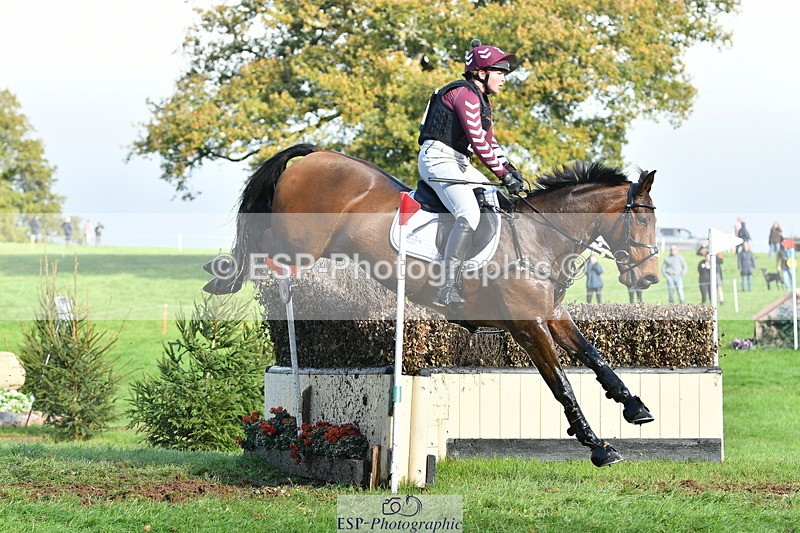 251025A-141600-21170 - G-507-Dominique.Kinnaird-Ainley