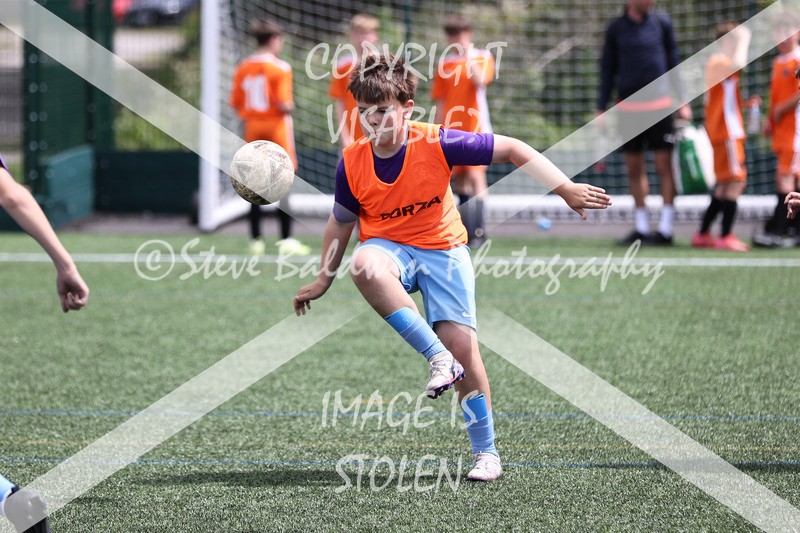 1DX32113 - Sun 14th U12 Boys