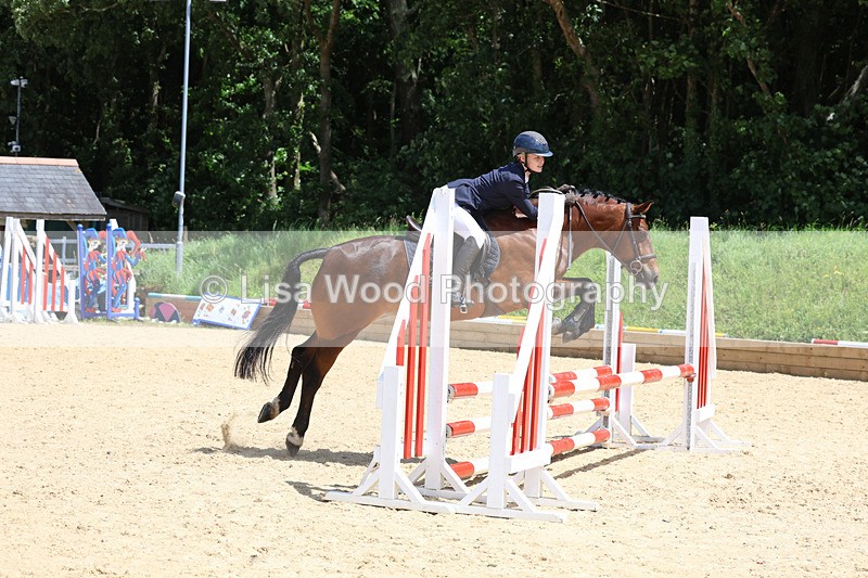 3E7A2175 - Class 4: 70 -75cm Part A