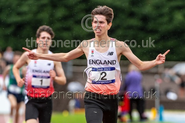 SIAB23-528347 - Track Male Set Two