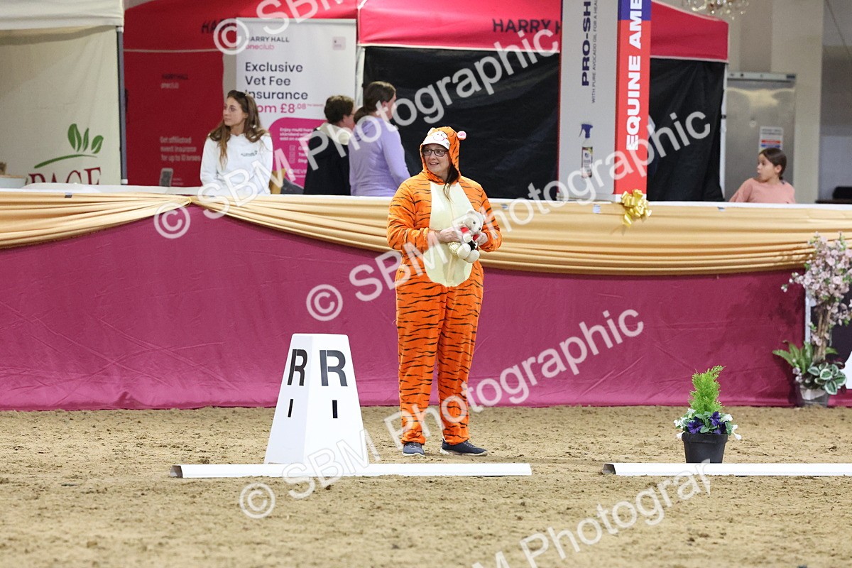 SBM_09821 - Class 52 Strictly Fancy Dress-Age
