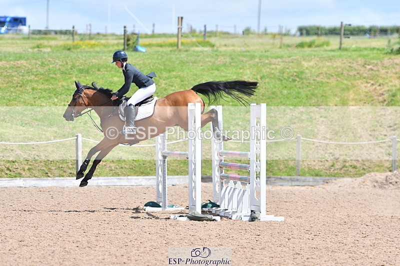 240609A-122542-05155 - Cls 18 Snr Newcomers and 1.10m Open