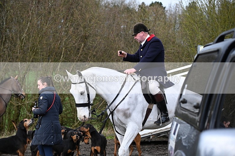 WJ6_8530 - Meet & Line One