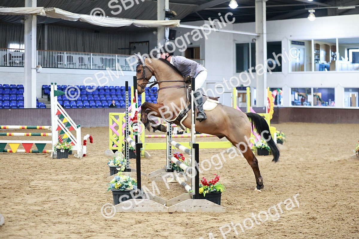 SBM_000537 - Class 2 - Senior British Novice 90cm