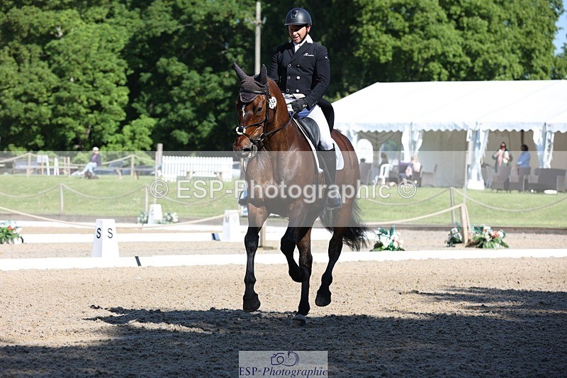 230526-092326-05054 - 354-TREWORDER-Michael_Owen-WEDTrotUp+DR