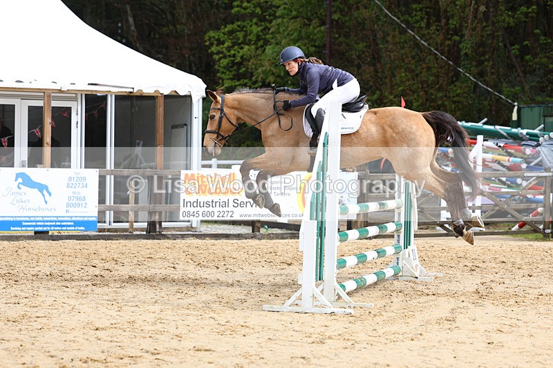 3E7A0903 - Class 4: Senior British Novice/90cm open