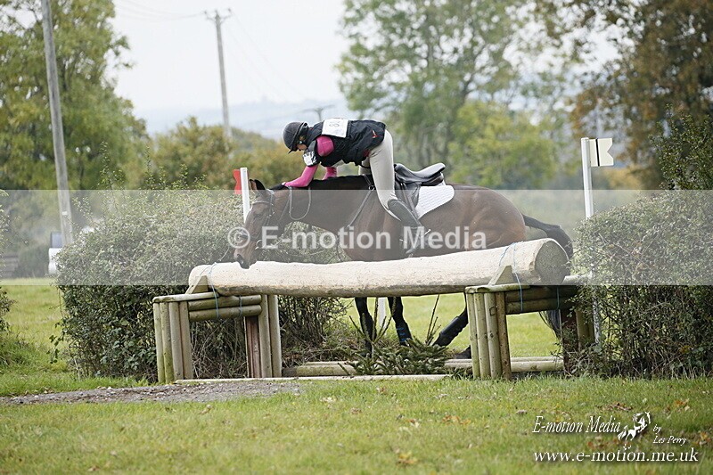 WWHT 181020 WWHT 181020 1779 - WWEC Open (1.00m)  18/10/20