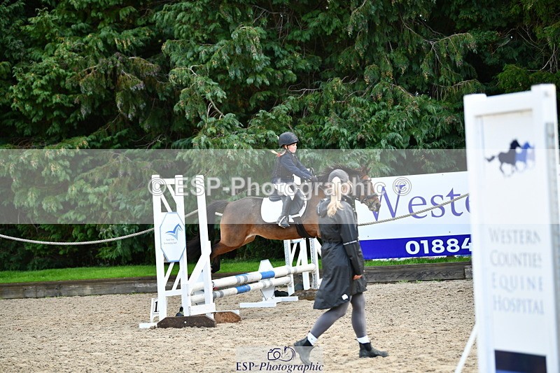 251004A-105040-00443 - Classes 4 & 5 50cm