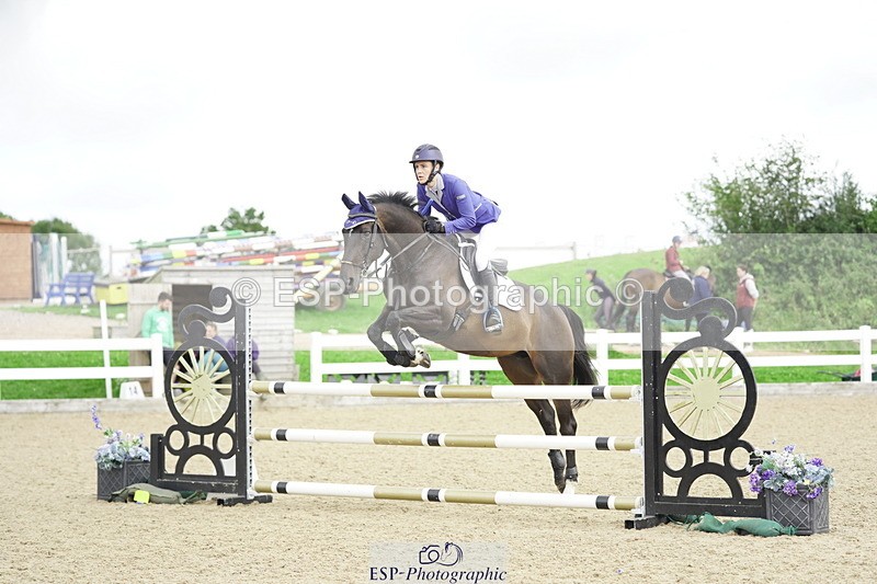 230728A-150706-02605 - Cls 11 1.05m Amateur Quali