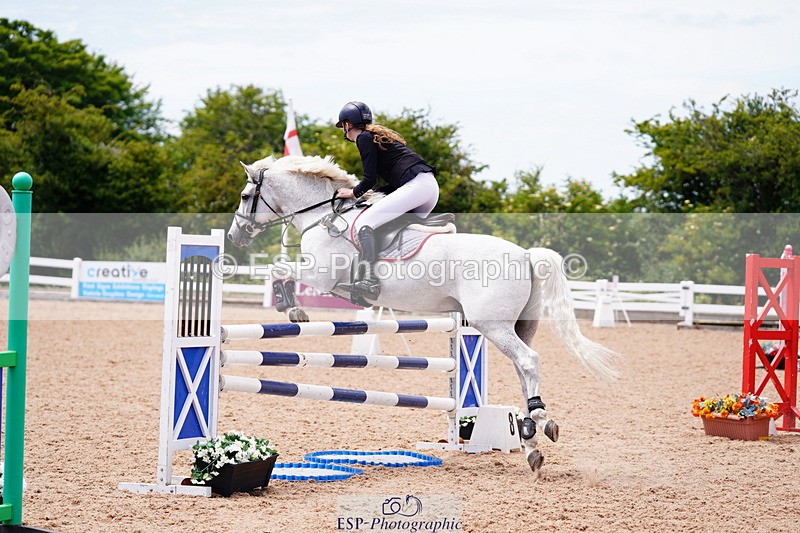 240629A-130824-05579 - Cls 18 Newcomers and 1m Open