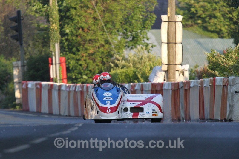IMG_5640 - Thursday Practice - TT 2013 Side Car