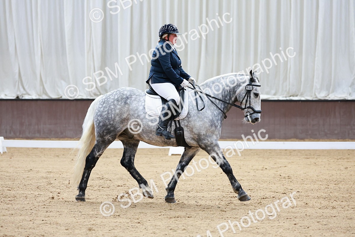 SBM_007121 - Class 6b - Novice 6 - 8.56-9.24