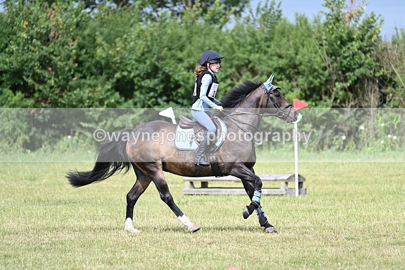 WJ7_5070 - 60cm XC Time 10:17 to 10:49