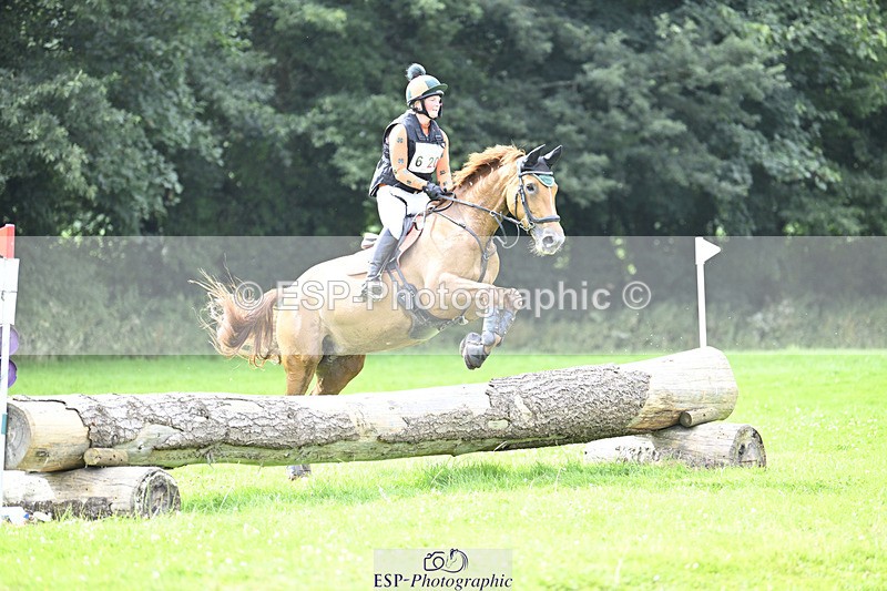 240804-164047-18048 - 620-Alana_Shapland-FOREVER_AUTUMN_DS