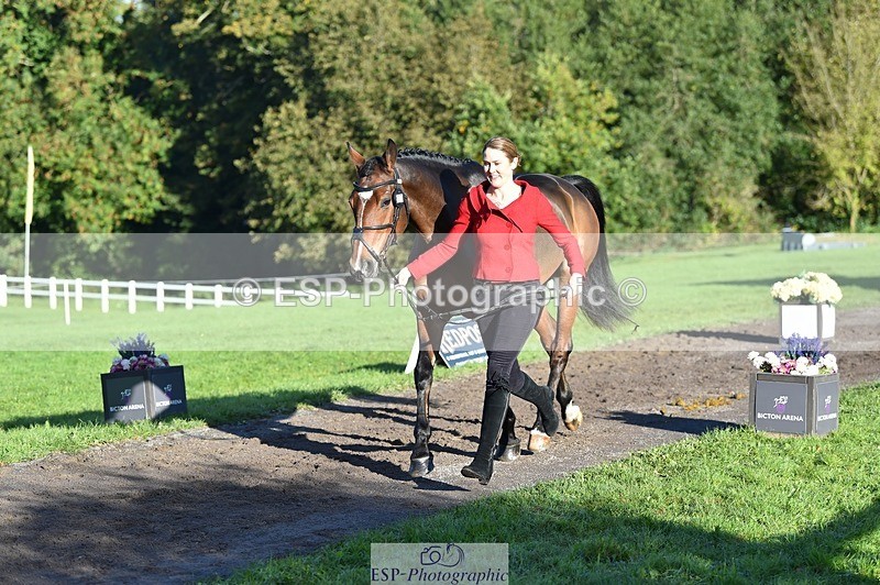 231022-095310-22090 - 507-EDGEDALE.BLUE.LADY-Katie.Lavin-TrotUp+SJ