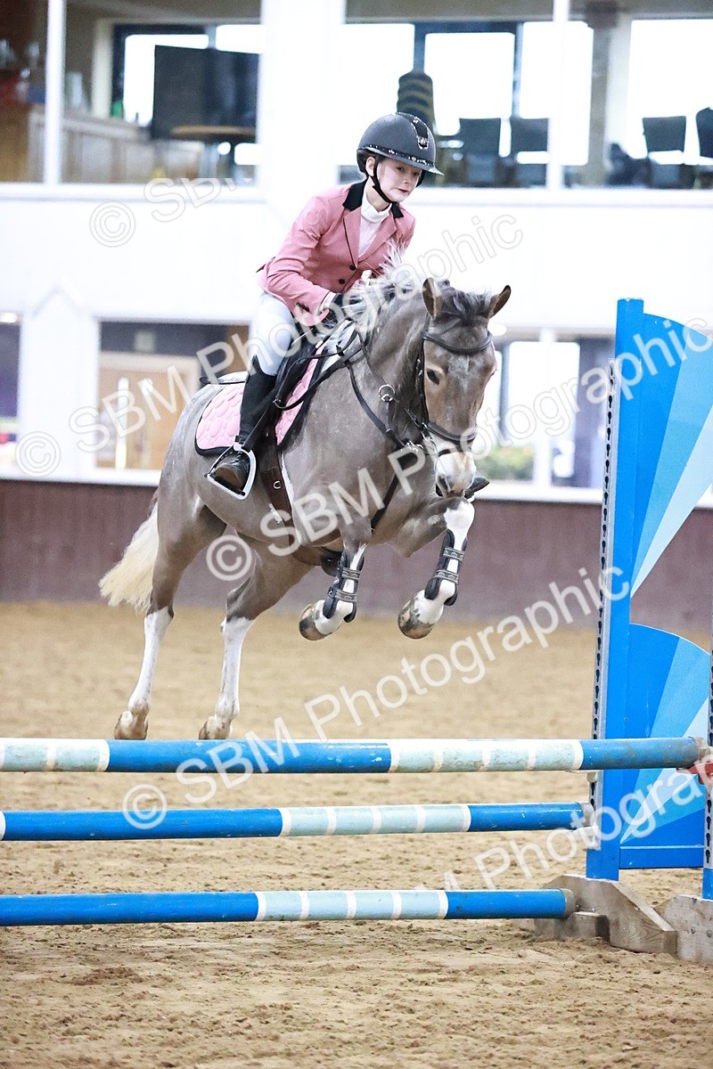 SBM_000064 - Class 1 - Pony Intro 70cm