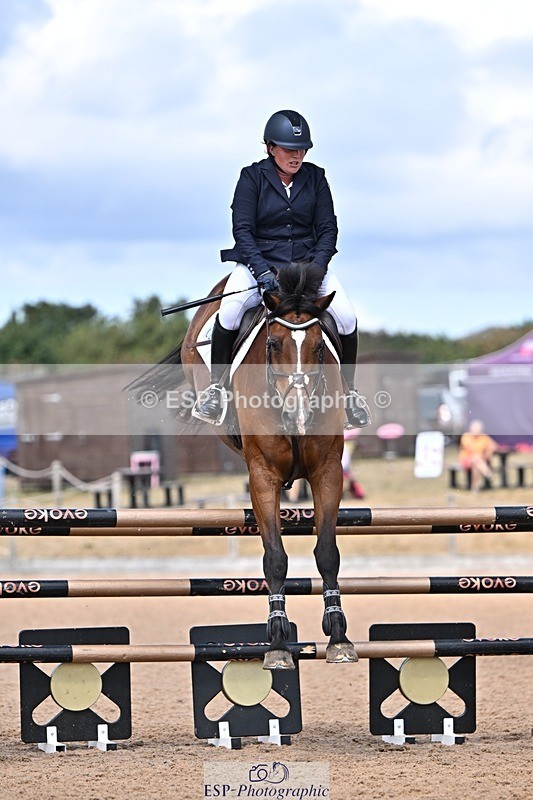 260819-143545-01152 - Cls 6 Foxhunter and 1.20m