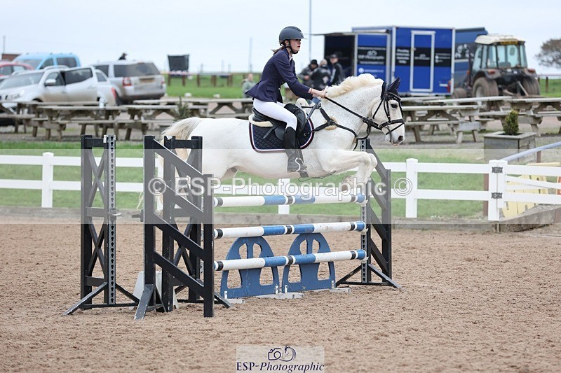 241116X-135803-02329 - Cls 14 A&B Pony Fox & 1.10m Open