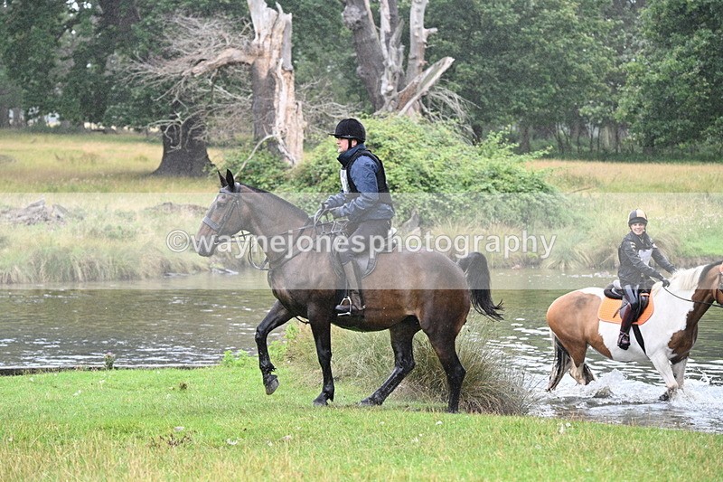 WJ7_8112 - Time at Water 11:06 to 11:21