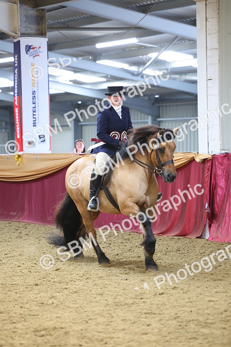 SBM_24705 - Class 906 - Supreme Final - Ridden Pre Vet