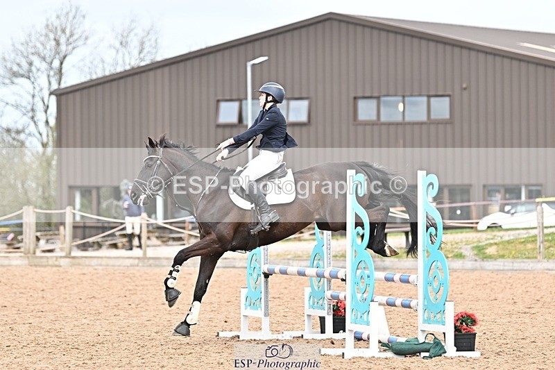 250414-113038-00561 - 90cm Round 1