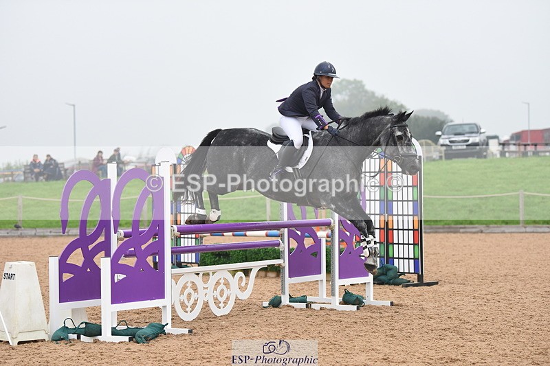 230916A-165500-05688 - Cls 19 Snr 1.10m Derby