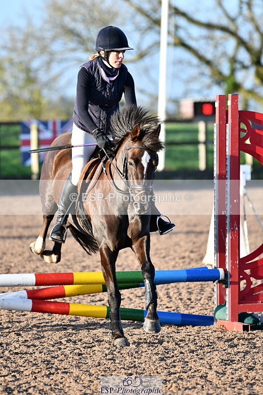 241026A-085909-00340 - SAT Cls 19 Clear Round 50cm