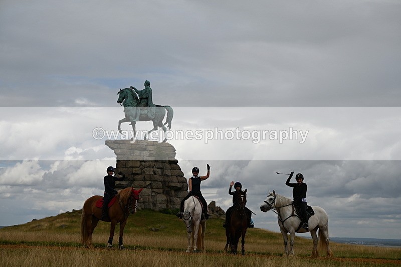 DSC_9156 - Time at Statue 14:33 to 15:10