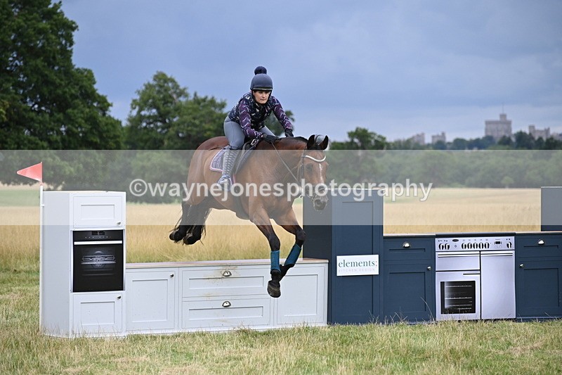 WJ6_2894 - Time at Jump 11:06 to 11:40