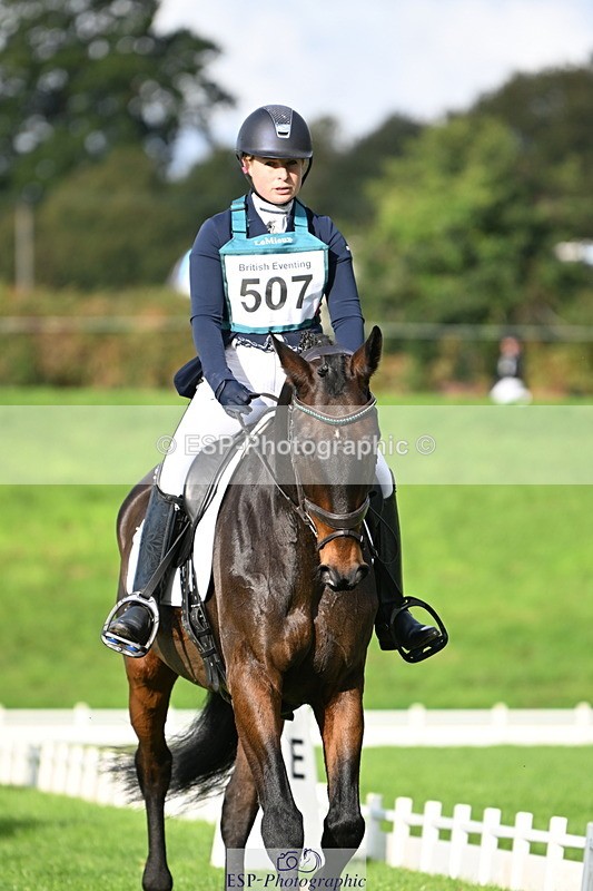 251023A-103106-02513 - G-507-Dominique.Kinnaird-Ainley