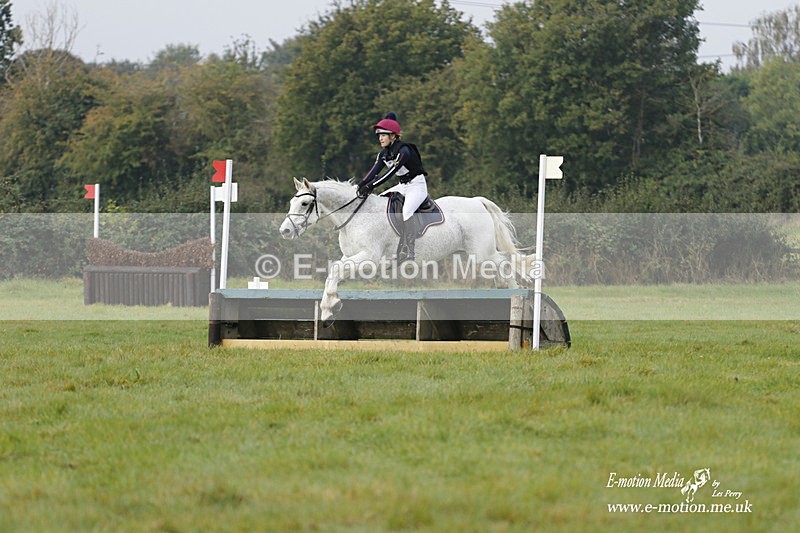  WWHT 171021 0858 - Open Novice (0.80m)  17/10/21
