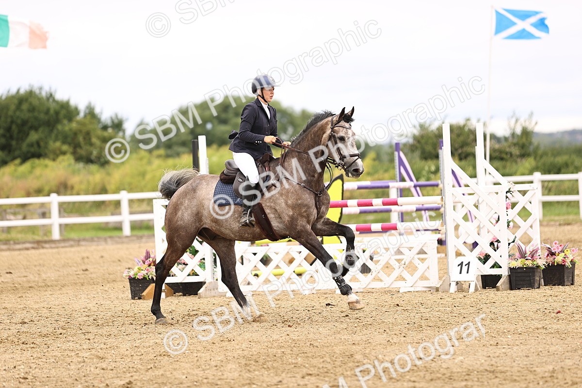 SBM_003295 - Class 21 - Senior Newcomers - 1.10m