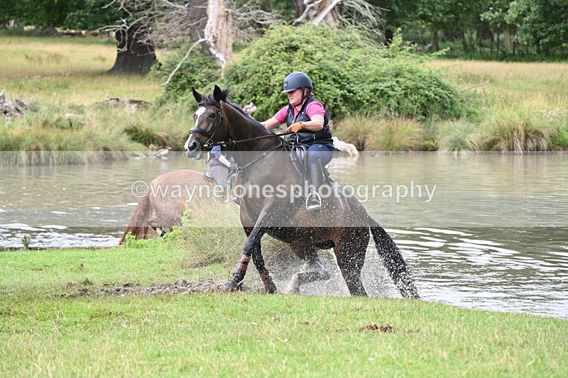 WJ7_2464 - Time at Water 11:14 to 11:36