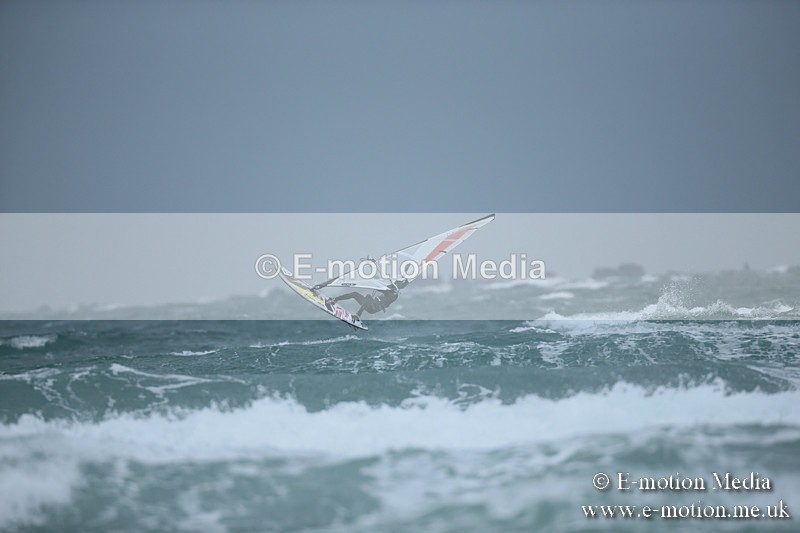 WS 030413-68 - Windsurfing