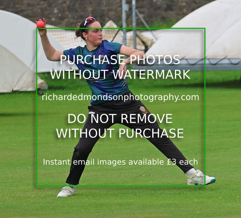 533A5827 - Kendal Cricket Women & Girls vs Carnforth Cricket Women & Girls (28/5/26)