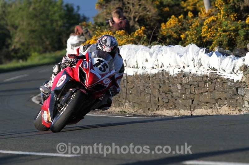 Dave Moffitt Suzuki / JHS Racing - Monday Practice Solos