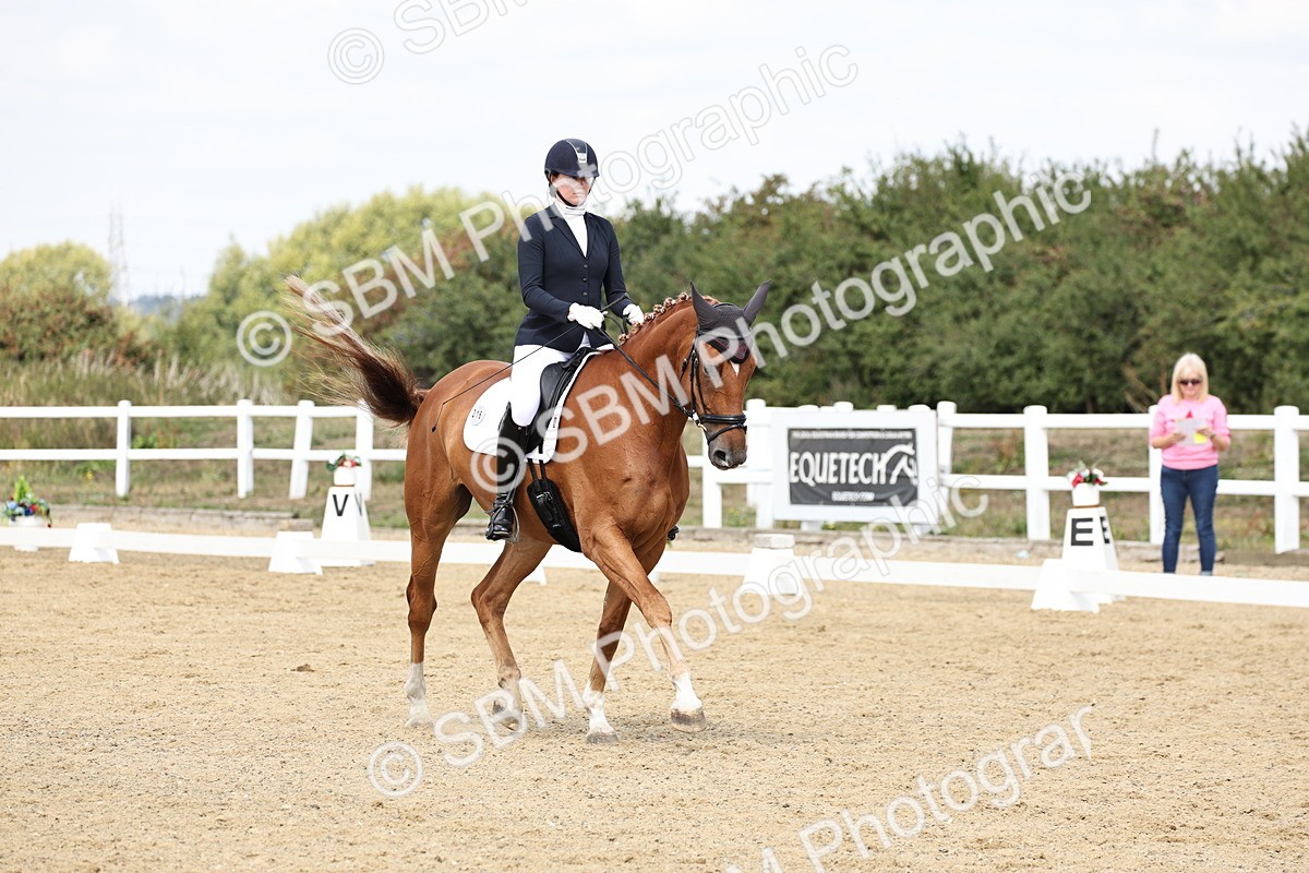 SBM_018347 - Class 16 - Novice 5 - 11.12-12.01