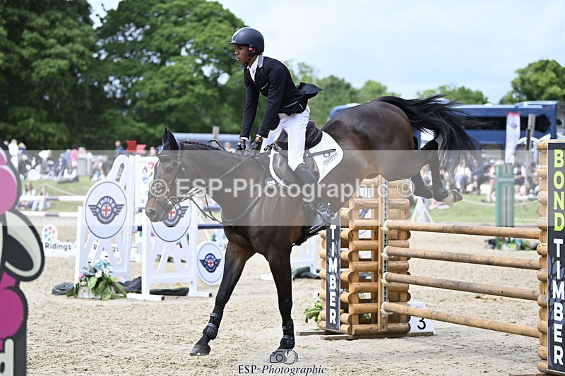 250525A-142712-17853 - C-255-Rupert.Hyde-LEONIDAS.VAN.DE.CRUMELHAEVE