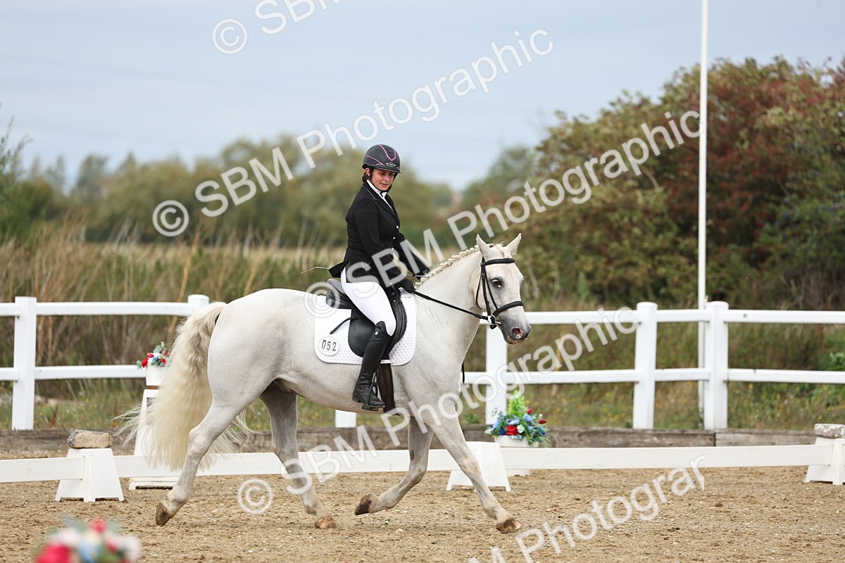 SBM_002622 - Class 7 - Novice 2 Warm Up