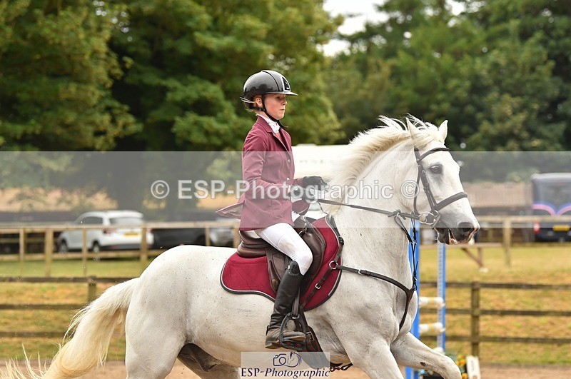 230618-142250-12900 - Cls 25 Pony Foxhunter & 1.10m Open