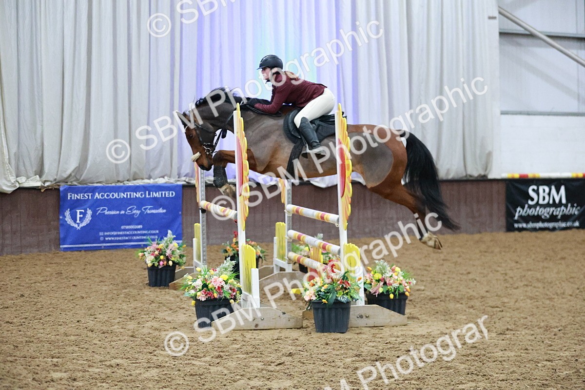 SBM_004503 - Class 17 - Senior Newcomers - 1.10m