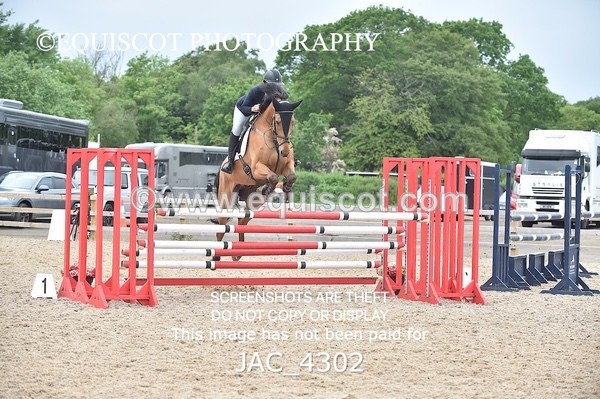 JAC_4302 - CLASS 6 Senior Foxhunter/ 1.20m Open